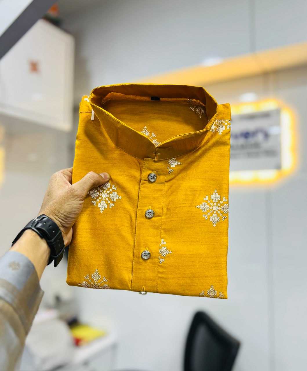 YNF PARBON SILK RBV GOLDEN FLOWER WHOLESALE MENS WEAR MANUFACTURER